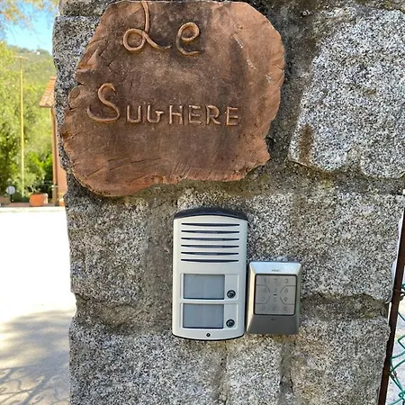 Residenza Le Sughere * 프로키오